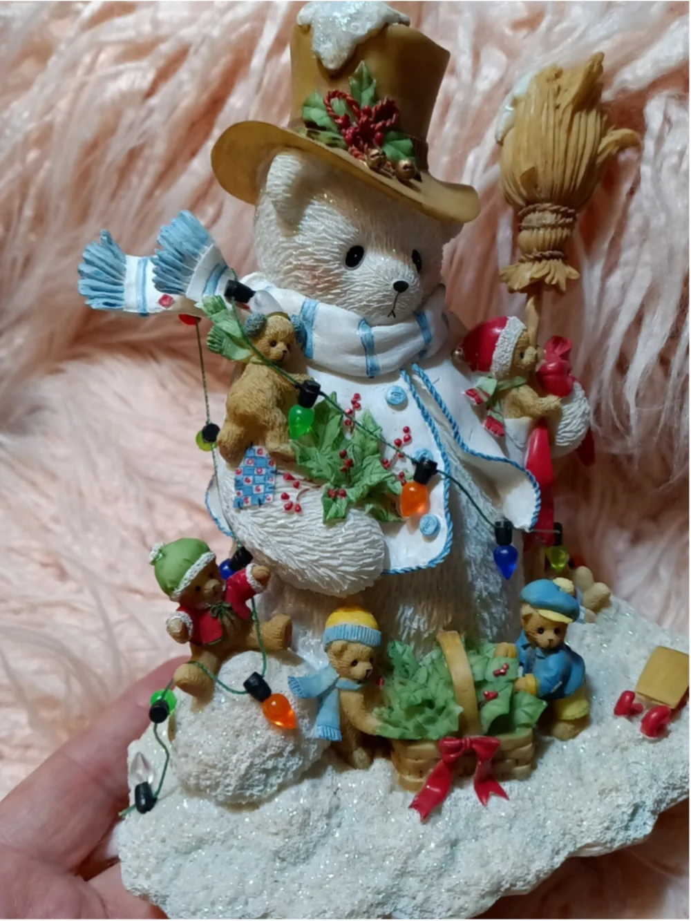 Cherished Teddies Snowman “We Could All Use a Hand Around the Holidays” Figur...